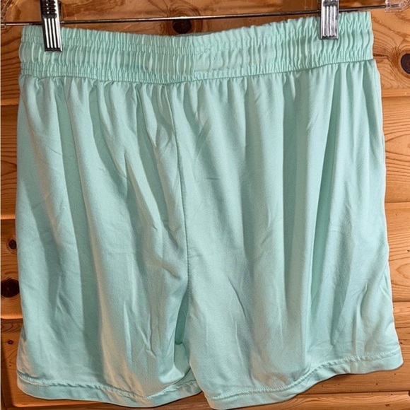 Trulfit Mint Green Women's Shorts Medium - Picture 3 of 4